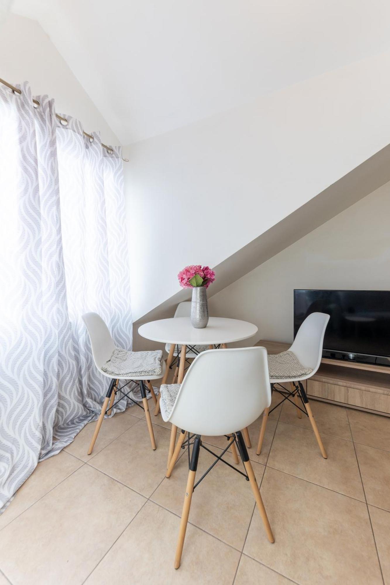 House Niko M With 6 Apartments Split Exterior foto